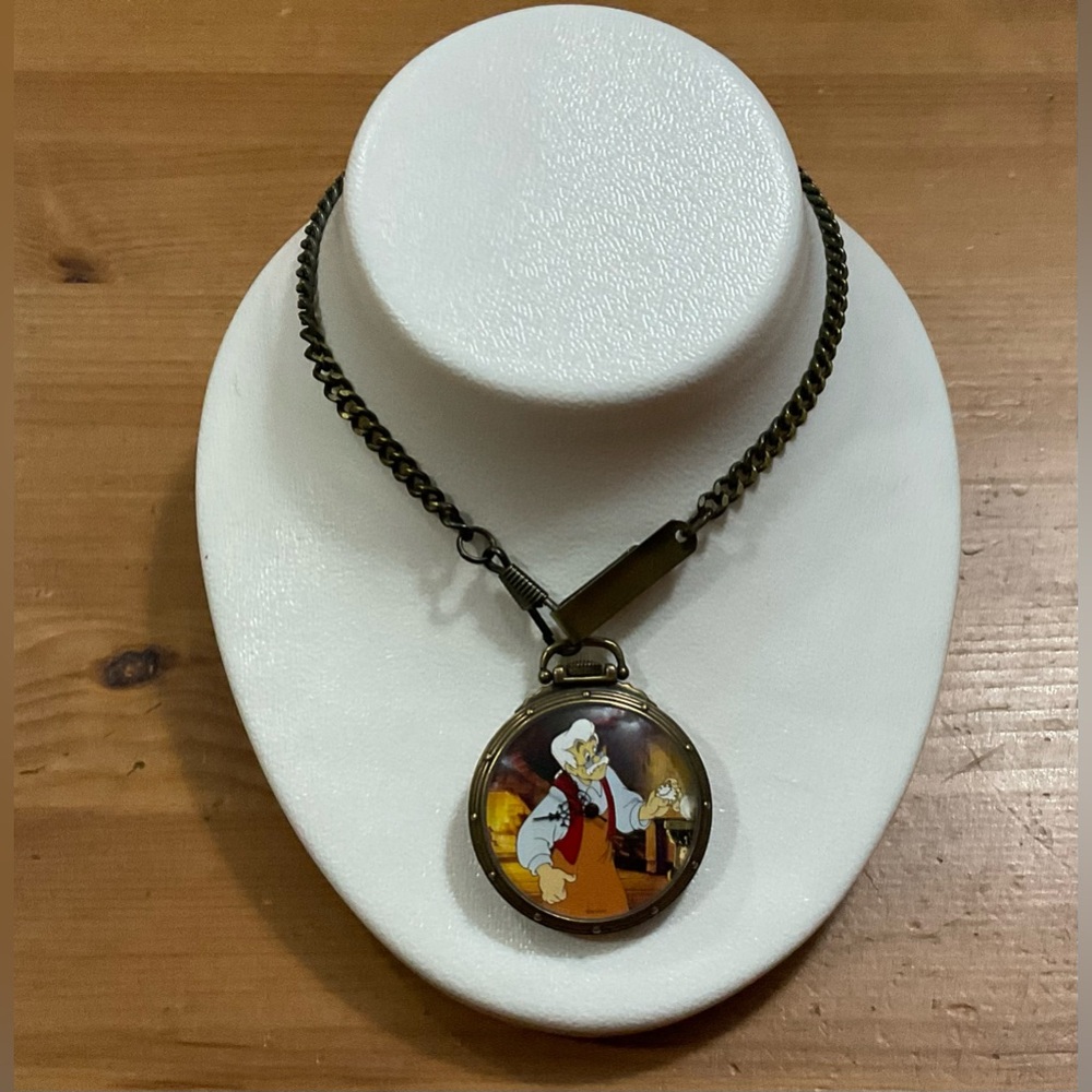 Disney: Limited Edition Disney Store Watch (pocket watch) club series Geppetto.